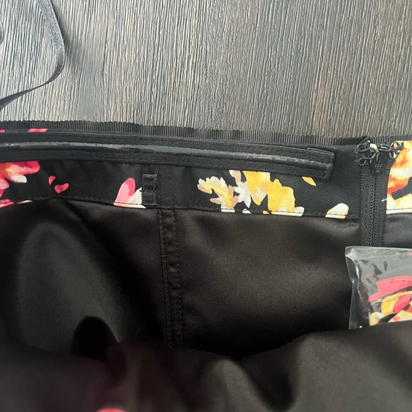 NWT White House Black Market Corset Top - Picture 8 of 12